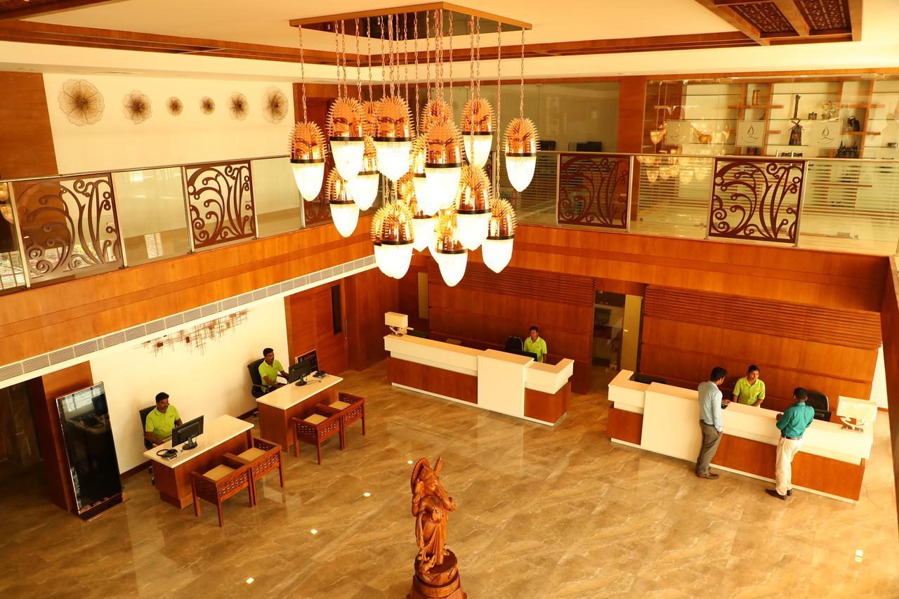 Hotel Karthika Park Kazhakuttam Dış mekan fotoğraf